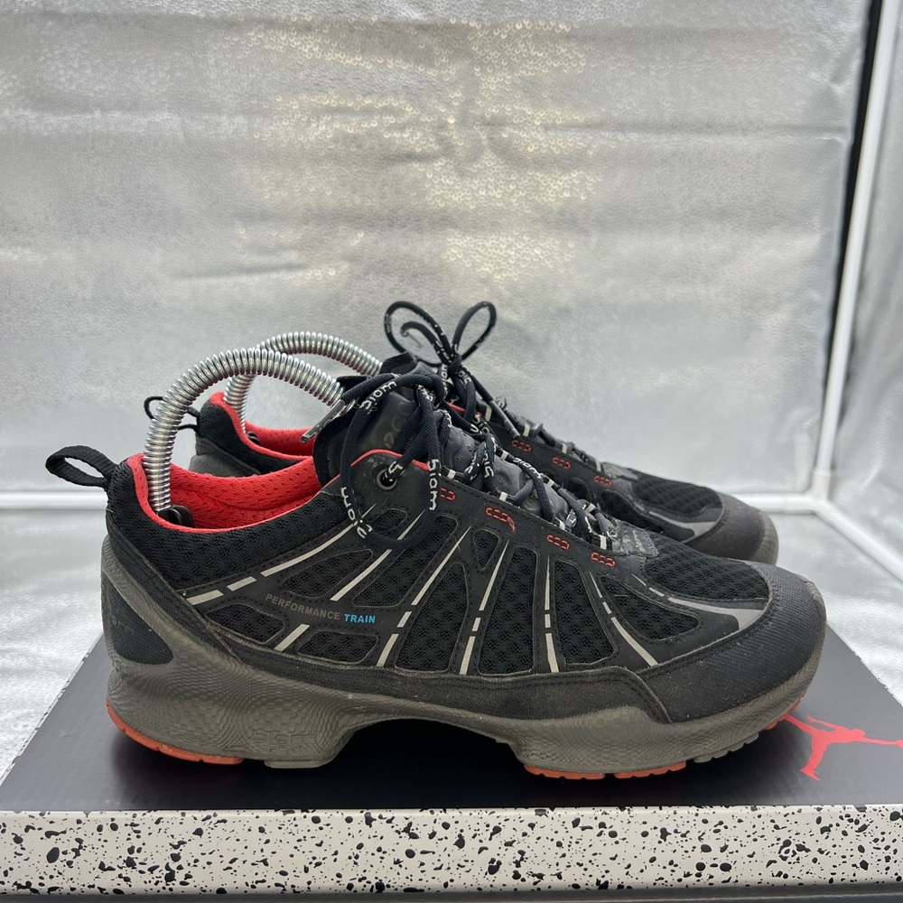 Ecco Biom Performance Train Shoe Natural Motion Black Coral Women EU 37 US 6-6.5